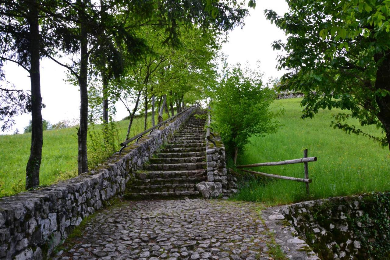 Tenno Appartamenti Garda Lake Экстерьер фото